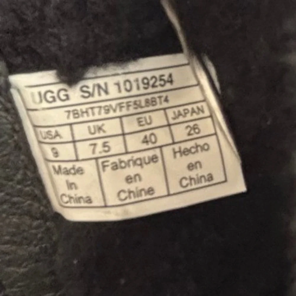 UGG Womens Shala‎ Boots Size 9 Exotic Cream Black Calf Hair Zip Bootie Platform